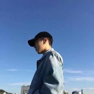 美女被触手狂揉下部❌动漫
